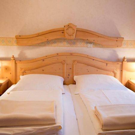 Hotel Garni Promenade Вайсенгорн Номер фото